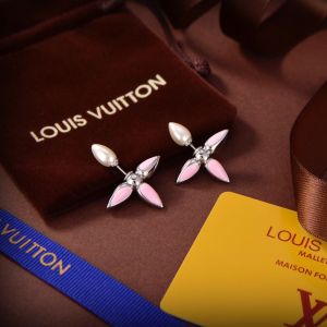 Shop Louis Vuitton LOUISE Louise earrings (M00396) by BabyYuu