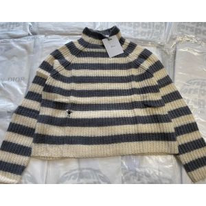 Louis Vuitton Signature Chunky Striped Pullover Knit Sweater Size Xs Ivory/Navy 1A9NRE Wool 69% Polypropylene24% Elastine1% Nylon6%