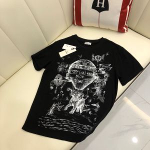 Louis Vuitton T-Shirts for MEN #999935902 