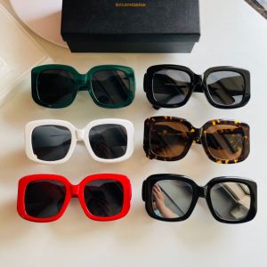 Louis Vuitton 2024 SS Lv link square sunglasses (Z1478W)