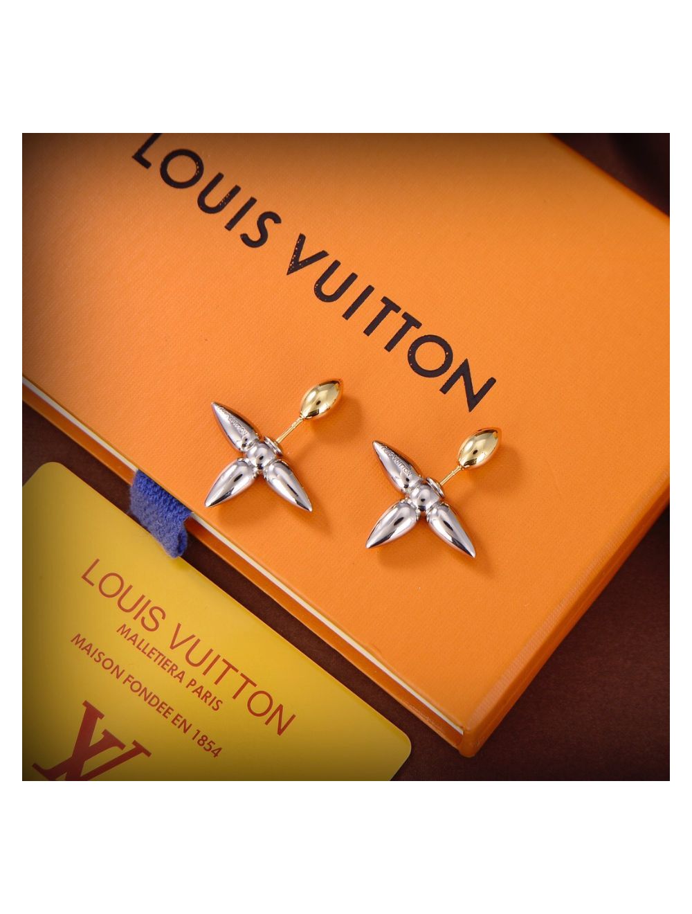 Shop Louis Vuitton MONOGRAM Louisette stud earrings (M80268, M80267) by  mariposaz