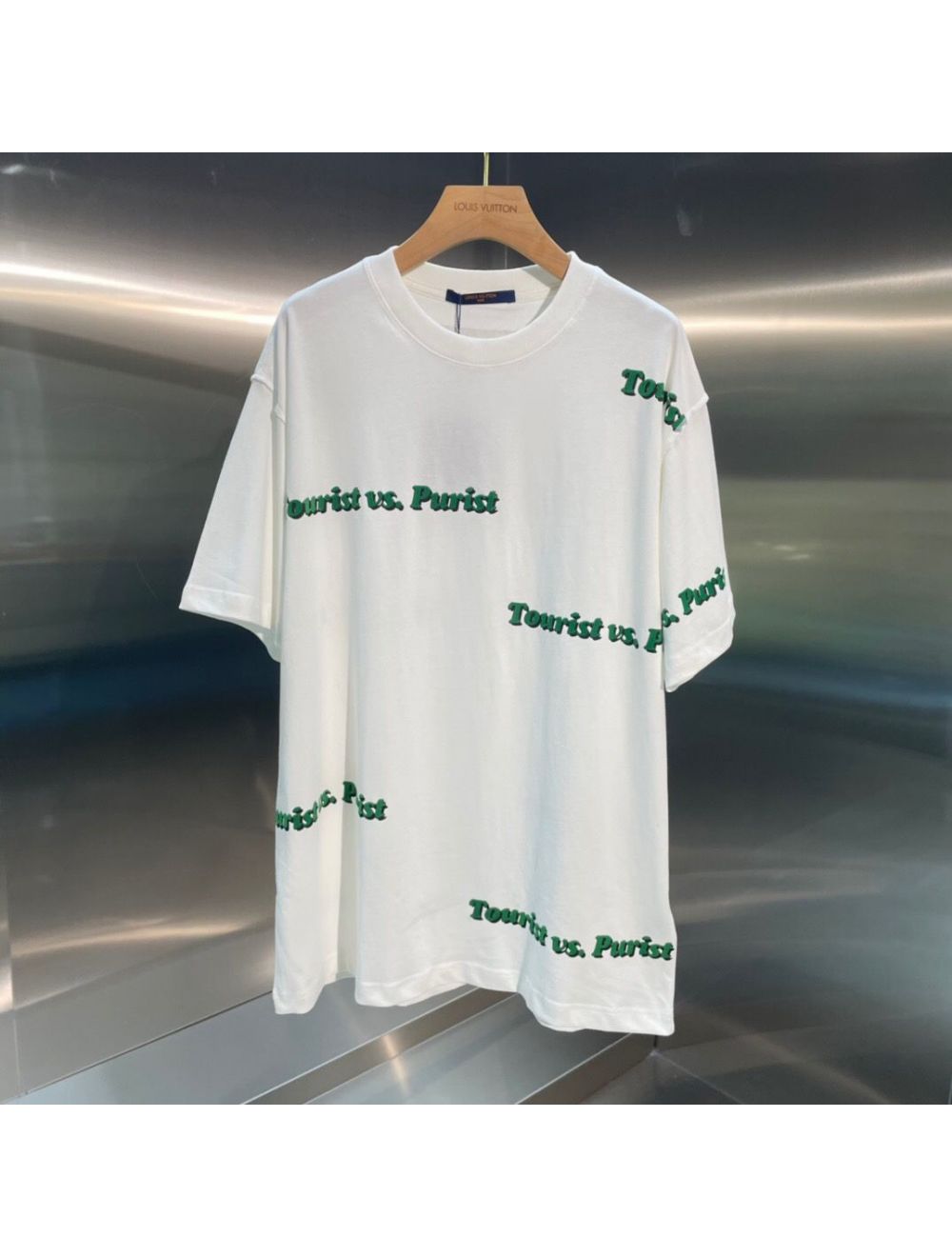TOURIST VS PURIST 印花T 恤- LV  路易威登LOUIS VUITTON官方线上旗舰店